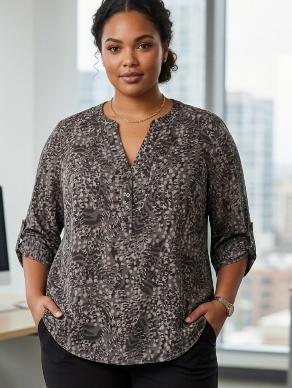 Torrid Professional Harper Gray Mixed Print Top Size 4X NWOT